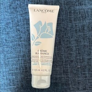 Lancôme Crème Radiance Cleanser